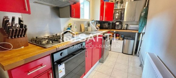 3 bedrooms House in Croix, France No. 258303 4