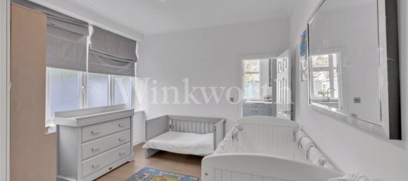 3 bedrooms Apartment in London, United Kingdom No. 3660 8