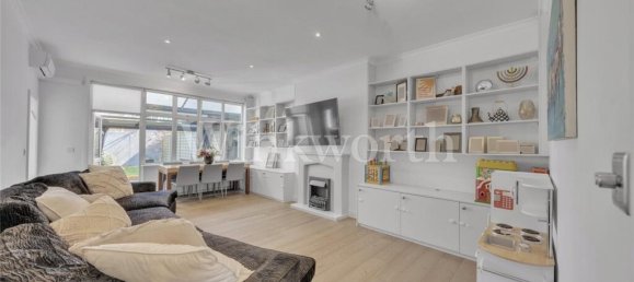 3 bedrooms Apartment in London, United Kingdom No. 3660 4