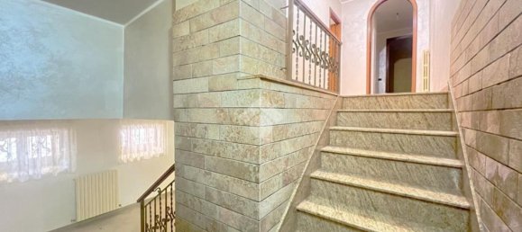 4 rooms Apartment in San Severo, Italy No. 170194 3