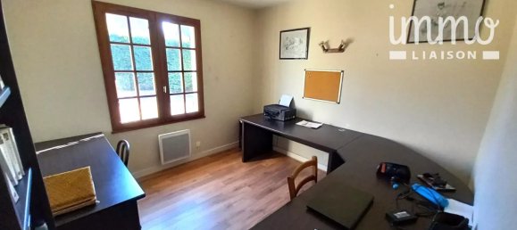 4 bedrooms Villa in Mont-pres-Chambord, France No. 256170 7