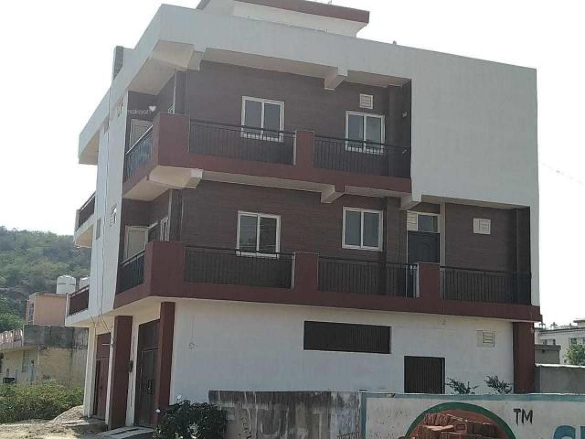 Casa de 3 dormitorios en Gurgaon, India No. 21841