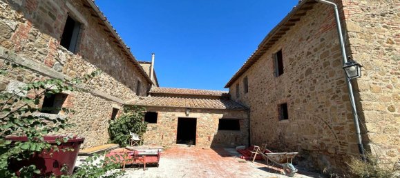 8 bedrooms House in Pienza, Italy No. 54027 13