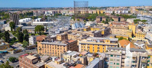 3 rooms Apartment in Rome, Italy No. 297260 13