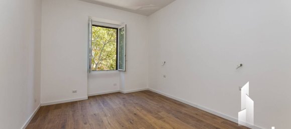 3 rooms Apartment in Rome, Italy No. 297260 11