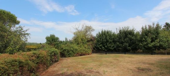 3 Schlafzimmer Haus in Echire, France, Nr. 301627 4