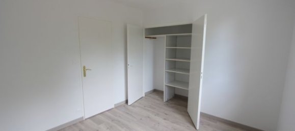 3 Schlafzimmer Haus in Echire, France, Nr. 301627 10