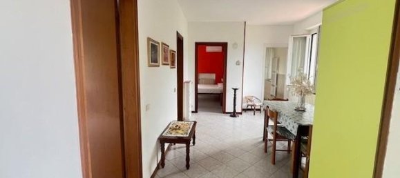 4 bedrooms House in Massa, Italy No. 295171 43