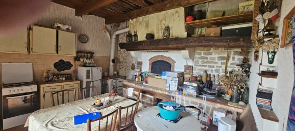 Casa de 2 dormitorios en Les Thons, France No. 65911 2