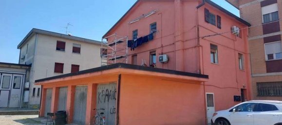 2 rooms Apartment in Soliera, Italy No. 265816 5