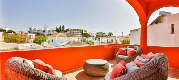 Villa de 4 dormitorios en Quarteira, Portugal No. 103865 42