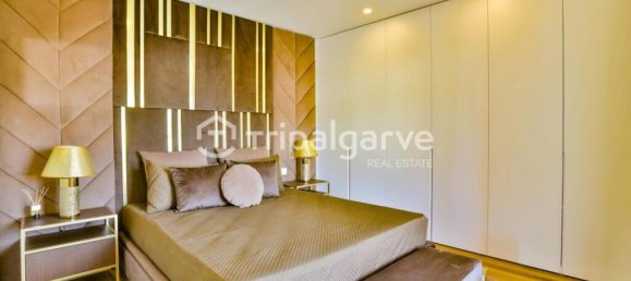 Villa de 4 dormitorios en Quarteira, Portugal No. 103865 33