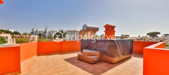 Villa de 4 dormitorios en Quarteira, Portugal No. 103865 46