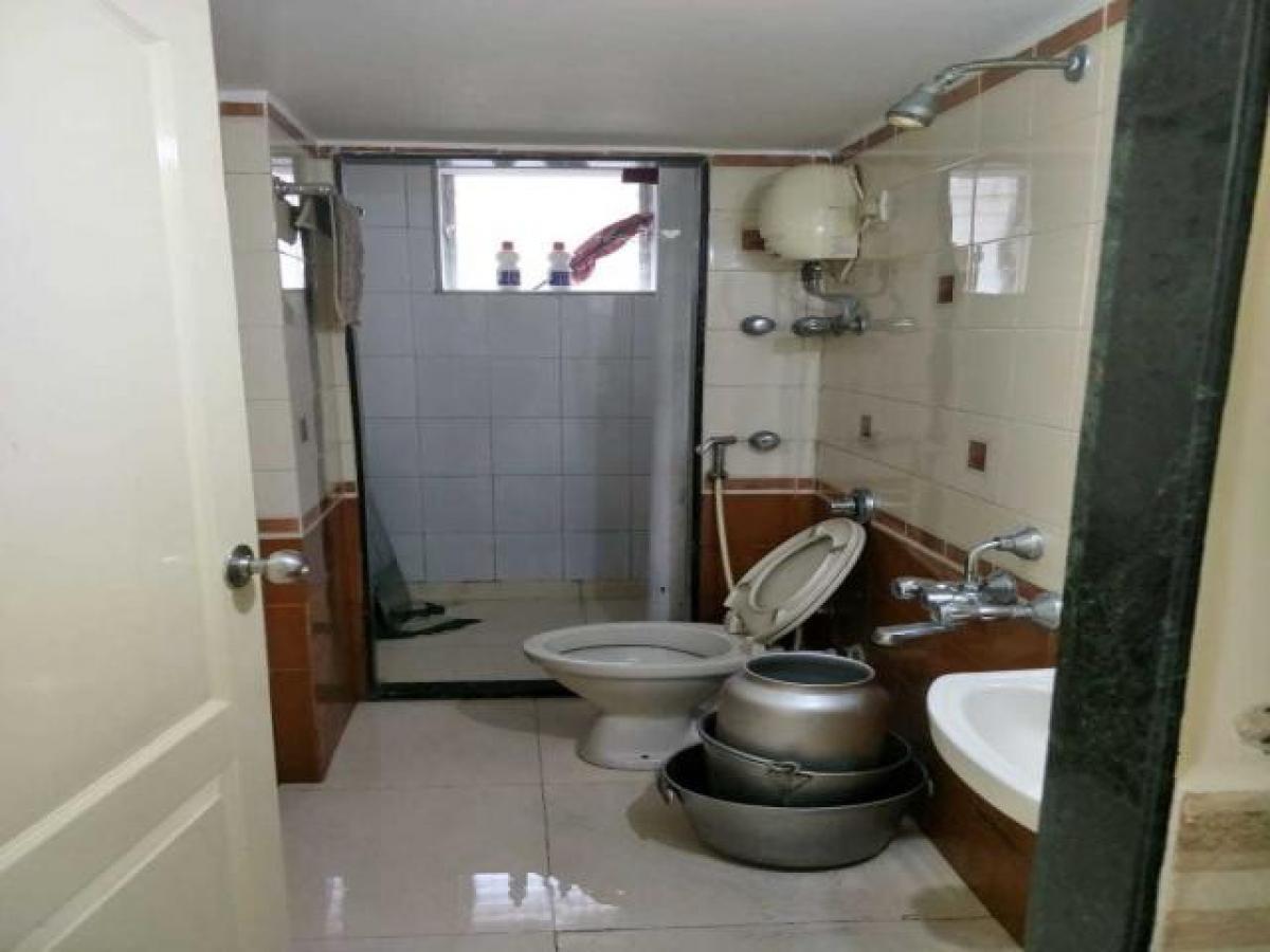 2 bedrooms House in Mumbai, India No. 13231