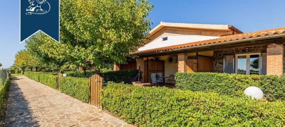 30 Schlafzimmer Haus in Grosseto, Italy, Nr. 17570 13