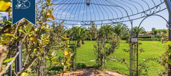 30 Schlafzimmer Haus in Grosseto, Italy, Nr. 17570 12