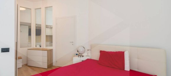 1 bedroom Apartment in Milan, Italy No. 265231 9