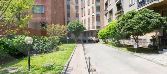 1 bedroom Apartment in Milan, Italy No. 265231 14