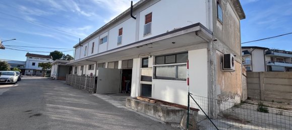 3 غرف نوم شقة في Spoltore, Italy رقم 379489 2