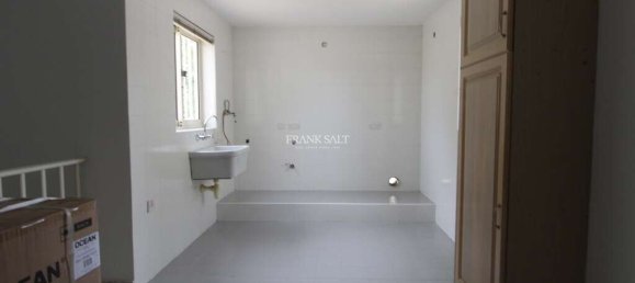 3 غرف نوم طابقين في Saint Julian's, Malta رقم 7014 16