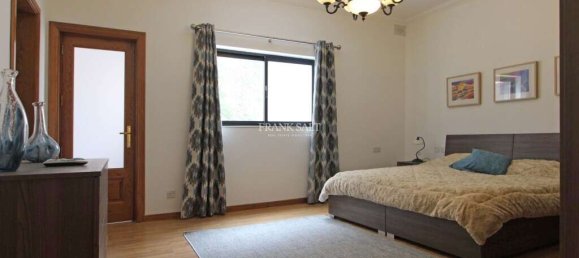 3 غرف نوم طابقين في Saint Julian's, Malta رقم 7014 9