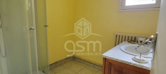 3 bedrooms House in Athee-sur-Cher, France No. 65334 8