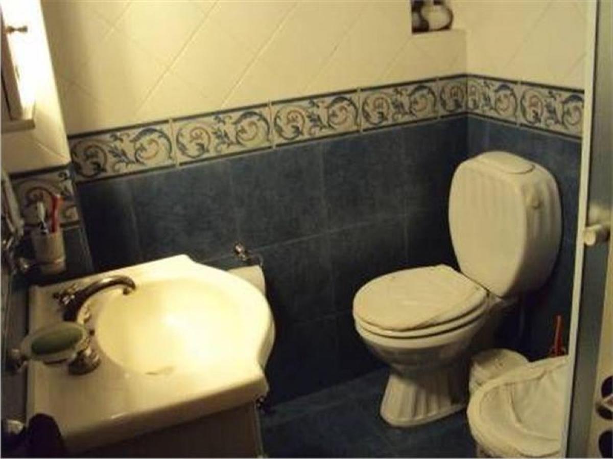 2 bedrooms Apartment in Vicente Lopez, Argentina No. 16450