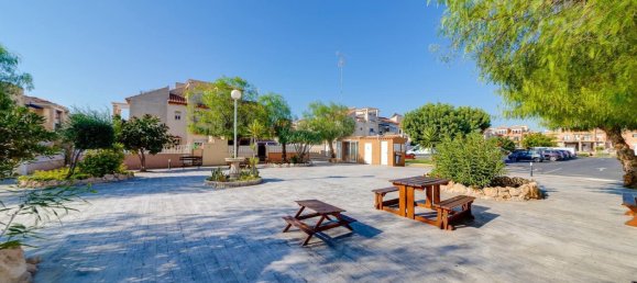 2 bedrooms Bungalow in Alicante, Spain No. 174600 22