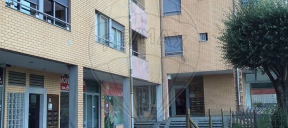 1 bedroom Apartment in Fervenca, Portugal No. 34173 13