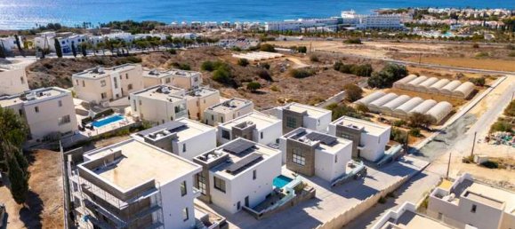 3 bedrooms House in Chloraka, Cyprus No. 16873 11