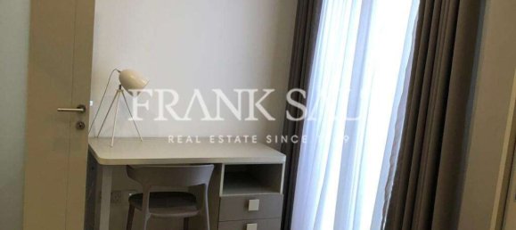 3 bedrooms Penthouse in Sliema, Malta No. 9144 2