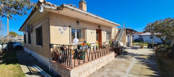 4 غرف نوم منزل في Zaragoza, Spain رقم 113495 23