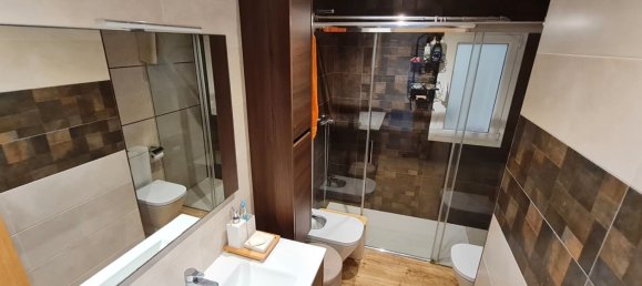 4 غرف نوم منزل في Zaragoza, Spain رقم 113495 17