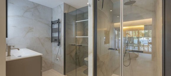 3 Schlafzimmer Wohnung in Marbella, Spain, Nr. 122426 2