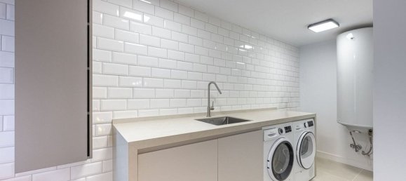 3 Schlafzimmer Wohnung in Marbella, Spain, Nr. 122426 8