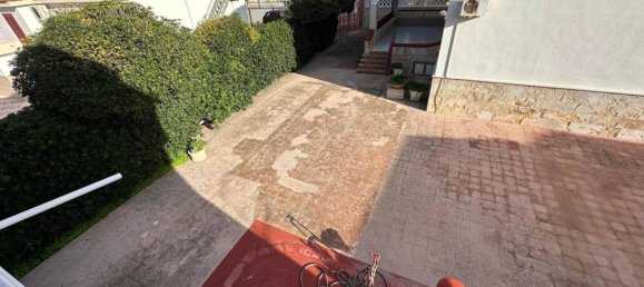 3-salle Appartement à Lizzano, Italy No. 179070 21