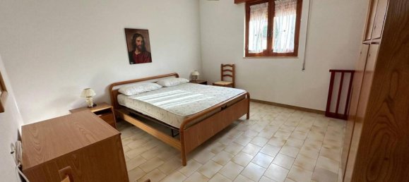 3-salle Appartement à Lizzano, Italy No. 179070 13