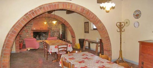 4 غرف نوم منزل في Cortona, Italy رقم 109714 2
