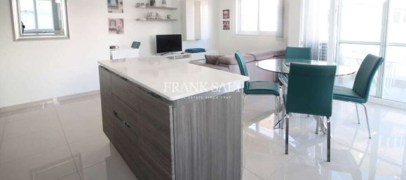 2 bedrooms Apartment in Gzira, Malta No. 6847 3