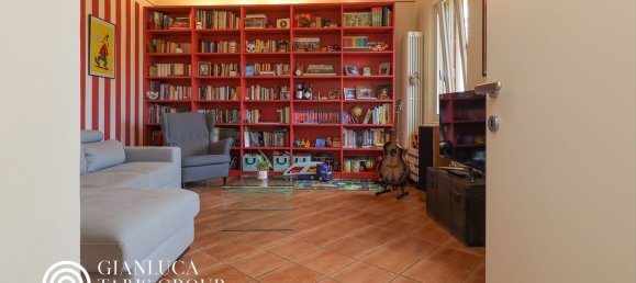 9 rooms House in Turin, Italy No. 298412 18