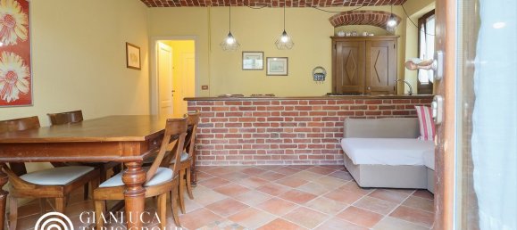 9 rooms House in Turin, Italy No. 298412 2