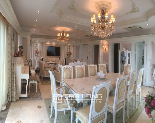 3 bedrooms Apartment in Tay Ho, Vietnam No. 1574