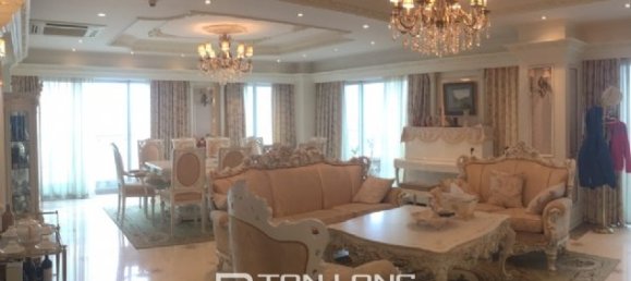 3 bedrooms Apartment in Tay Ho, Vietnam No. 1574 2