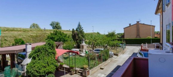 3 bedrooms House in San Martino di Venezze, Italy No. 263080 16