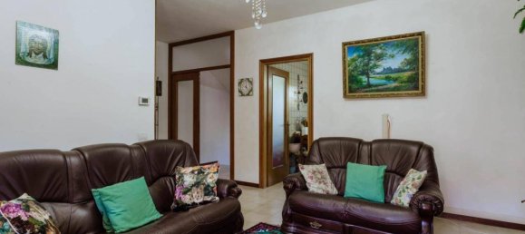 3 bedrooms House in San Martino di Venezze, Italy No. 263080 12