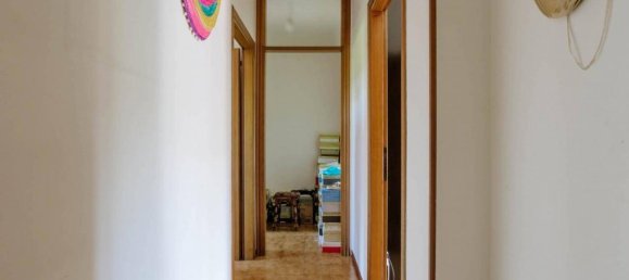 3 bedrooms House in San Martino di Venezze, Italy No. 263080 17