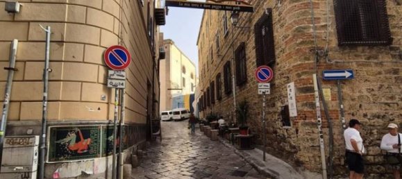 5غرفة عقار تجاري في Palermo, Italy رقم 104375 3