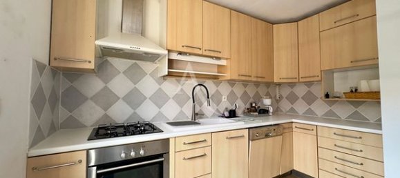 Casa de 4 dormitorios en Chartres, France No. 282843 5