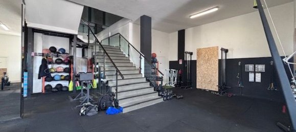 Gewerbliche Immobilie in Spoltore, Italy 446m², Nr. 114224 9