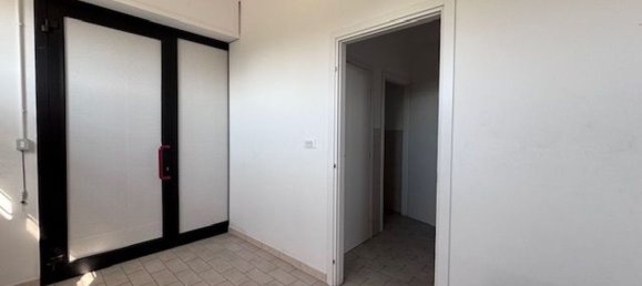 Gewerbliche Immobilie in Spoltore, Italy 446m², Nr. 114224 21